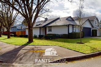 Building Photo - 3700 Derby Ln SE