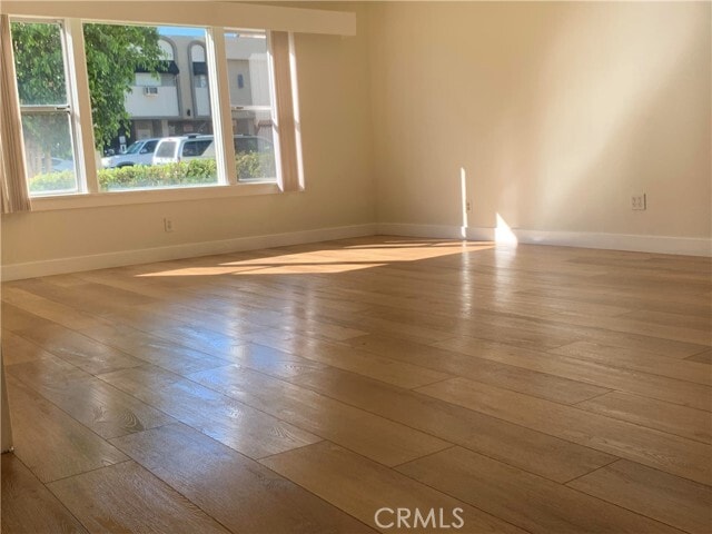 Building Photo - 434 E Verdugo Ave