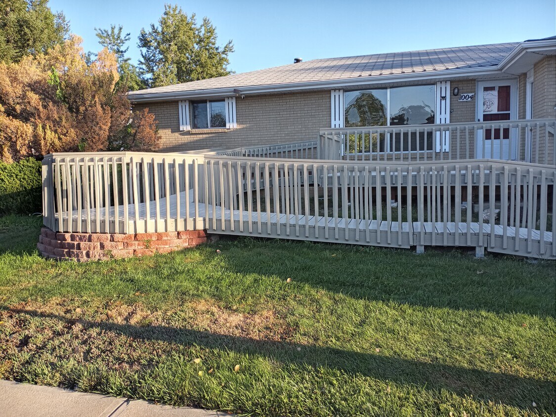 1004 Harmon Plz, Longmont, CO 80501 Townhome Rentals in Longmont CO