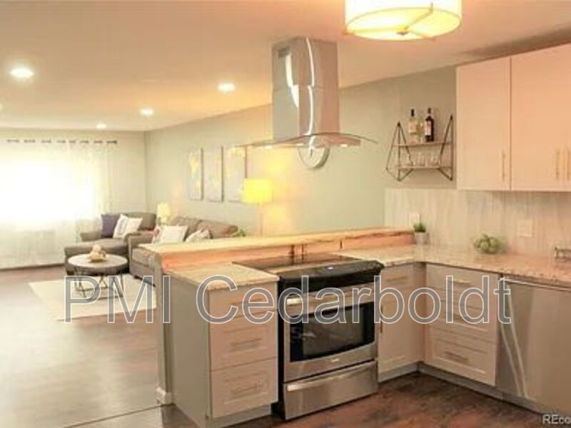 Foto principal - 7050 W Cedar Ave