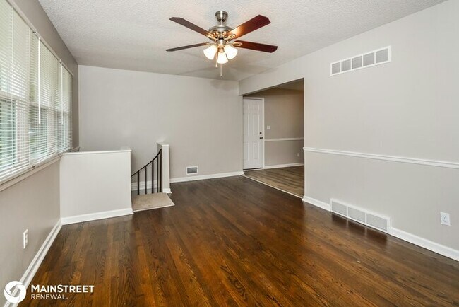 Foto del edificio - 10900 E 51ST ST, KANSAS CITY, MO 64133