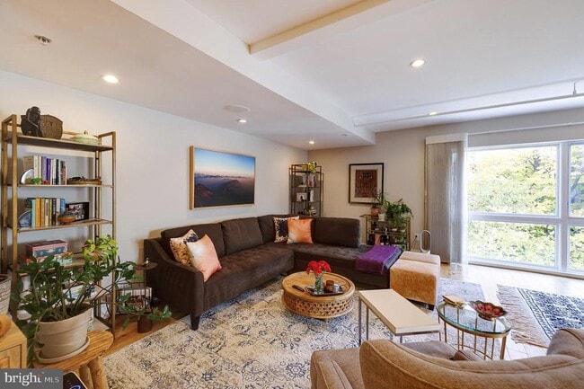 Foto del edificio - 1514 Newton St NW