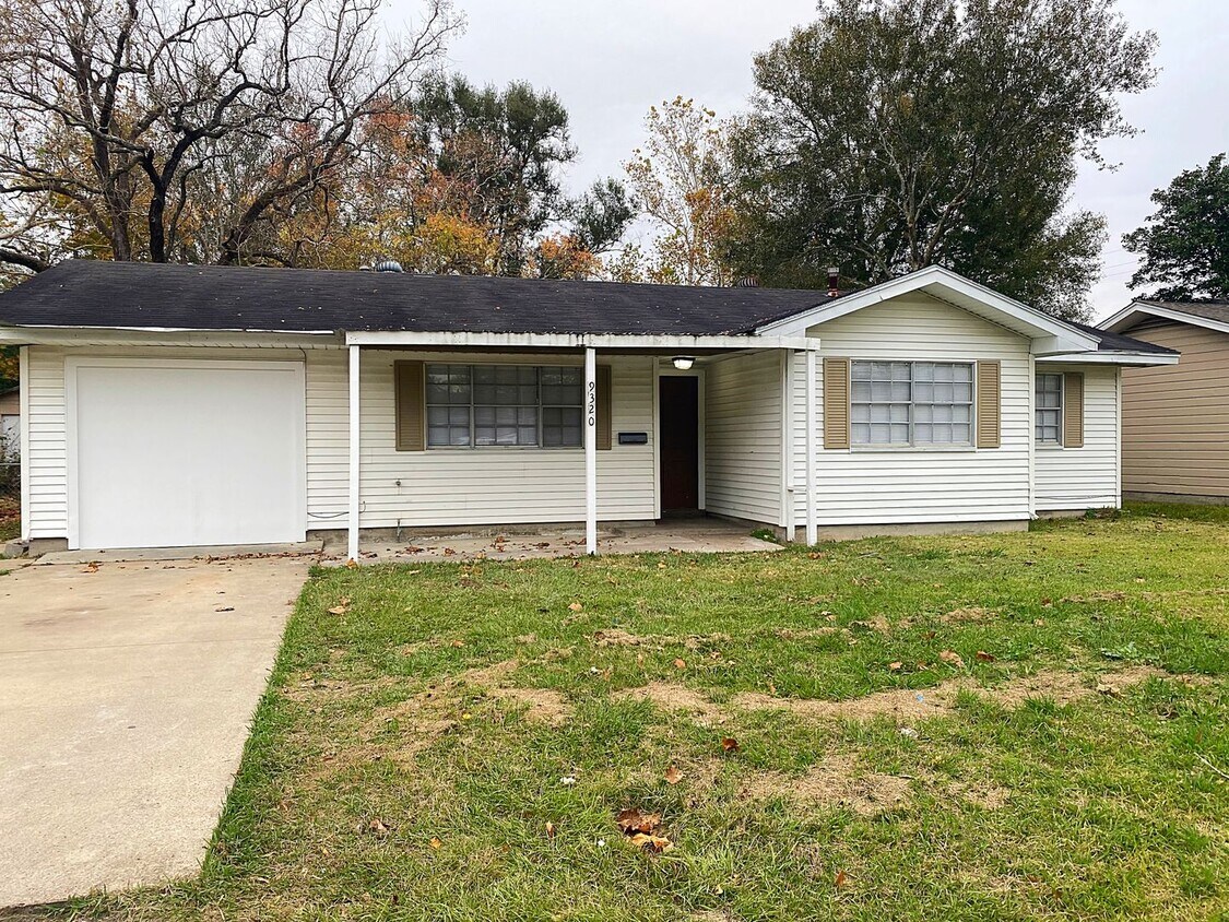 Primary Photo - 9320 Shepherd Dr