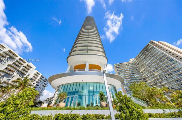 Foto del edificio - 175 SE 25th Rd