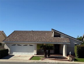 Building Photo - 29 Deerwood E