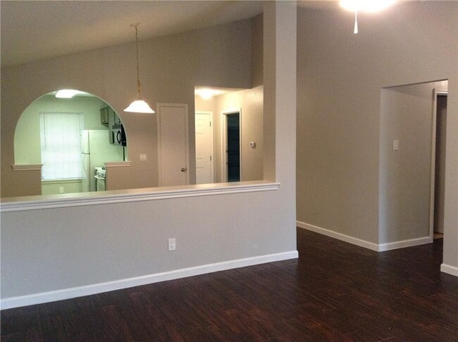 Building Photo - 12320 Tomanet Trail
