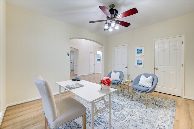 Foto del edificio - 2327 Centerbrook Ln