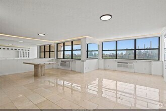 Building Photo - 7004 JFK Blvd E