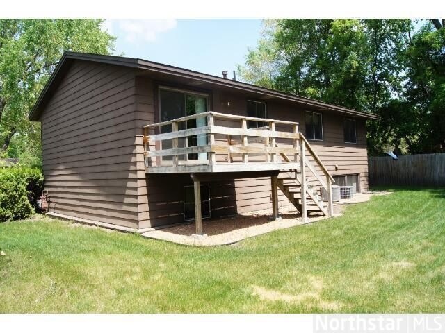 Building Photo - 1590 73rd 1/2 Fridley