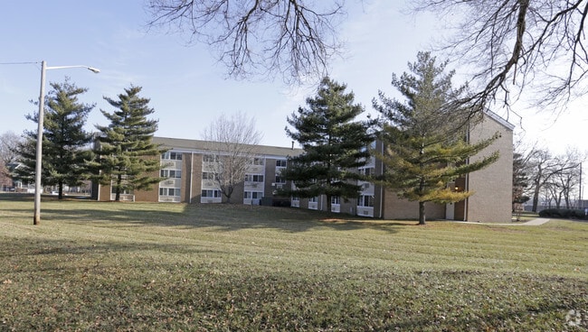 Building Photo - Schlarman House