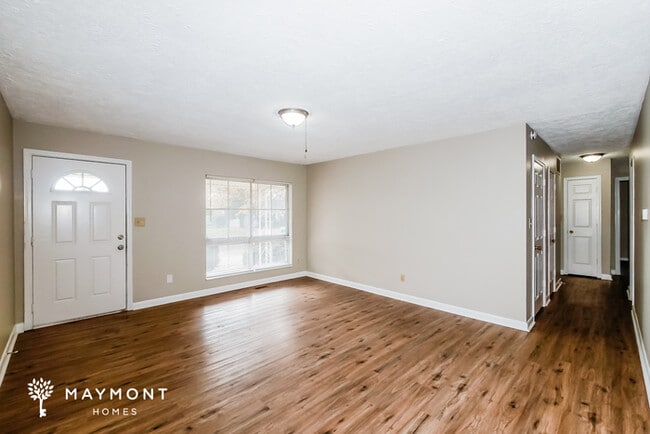 Building Photo - 44 Hyde Park Row