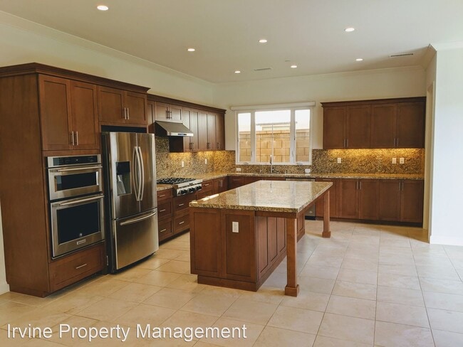 Building Photo - 4 br, 3 bath House - 112 Turning Post