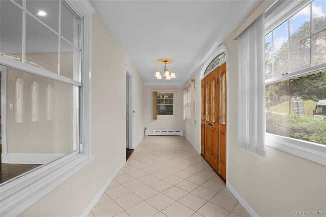 Building Photo - 135 Ashford Ave