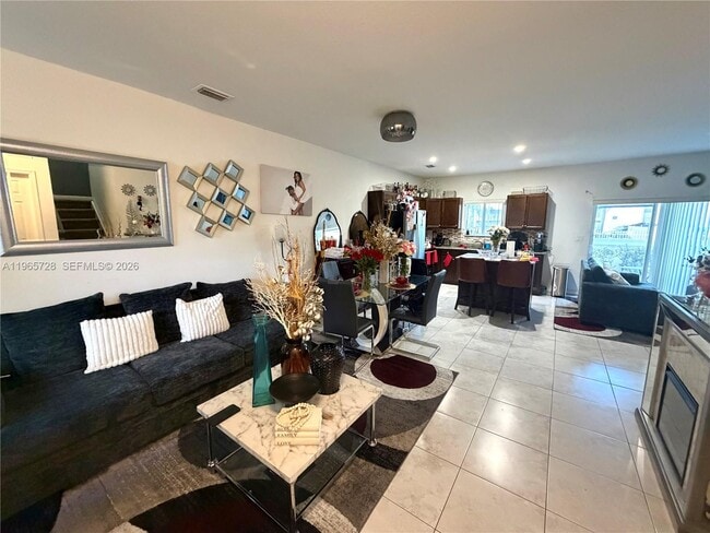 Foto del edificio - 5420 SW 13th Ct