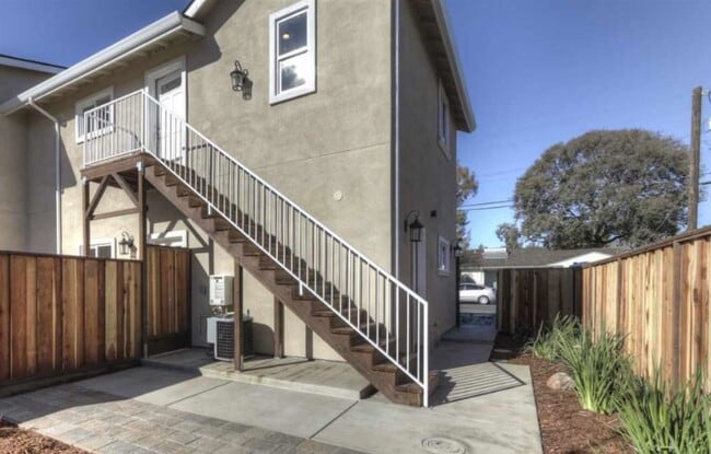 View of second floor entrance - 3571 Christensen Ln