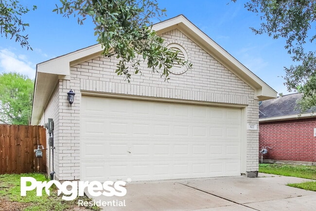 Building Photo - 322 Saddleback Springs Dr