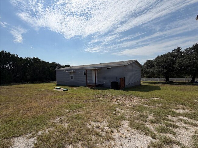 Foto del edificio - 873/879-879 Lonesome Trail