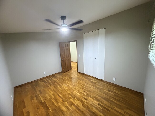 Building Photo - 12 Heiser Dr