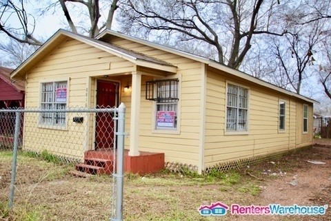 Primary Photo - Cozy 3/2 Sunnside/ Section 8 ok!