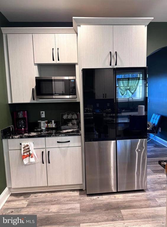 Building Photo - 9022 Vistaview Ln