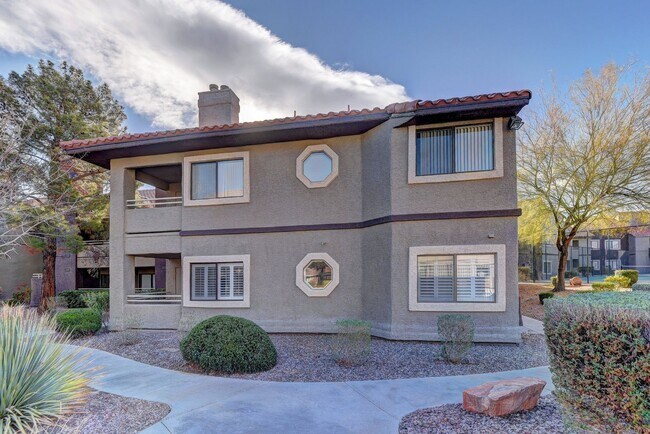 Foto del edificio - Fully furnished Condo in a great location!