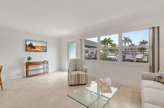 Foto del edificio - 1072 Yarmouth Dr
