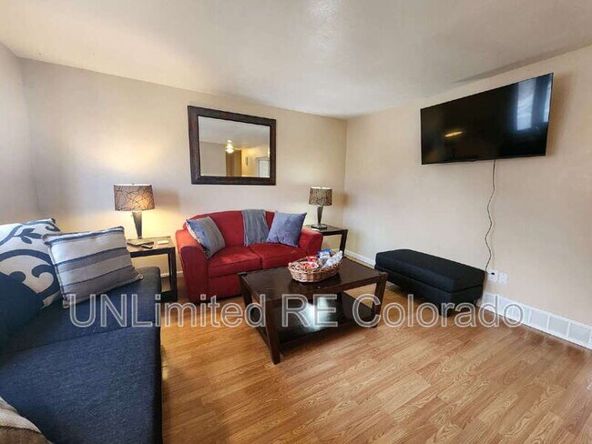 Foto del edificio - 18327 W 58th Dr