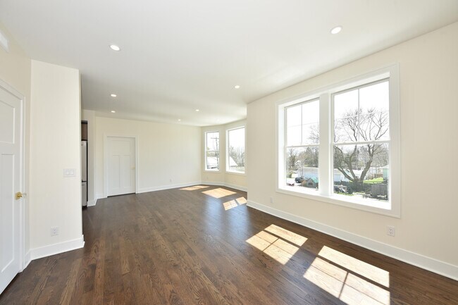 Foto del edificio - 104 E Prospect St