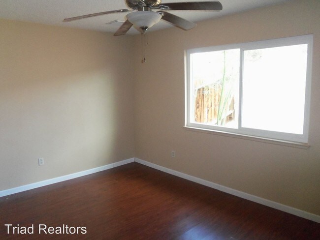 Building Photo - 6040 Chia Ave