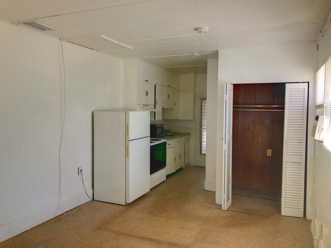 Foto del edificio - MAVEs Duplex 2003 21st st W
