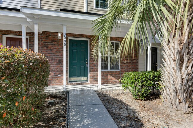 Foto del edificio - 8080 Shadow Oak Dr