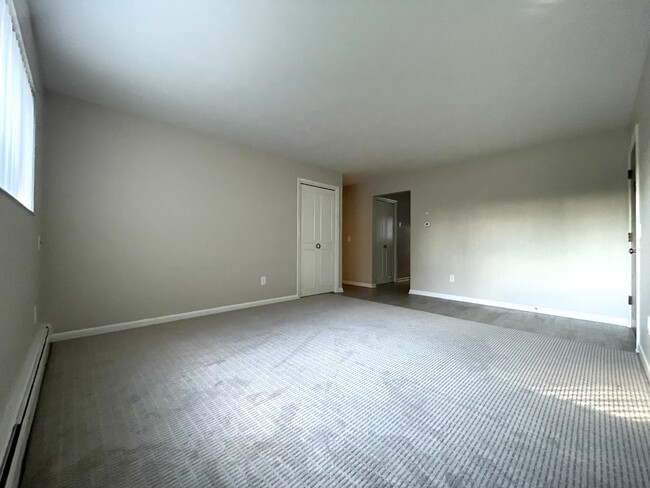 Building Photo - 4671 Winding Way