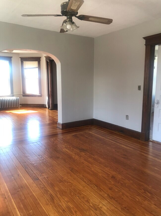 Dining room and livingroom - 103 Lounsbury St