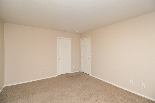 Building Photo - 2392 Ember Mist Ct