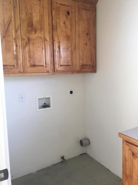 Foto del edificio - 1386 E 3rd Street