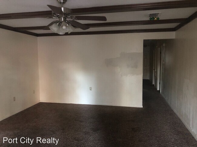 Building Photo - 3 br, 1.5 bath House - 8818 Westbrook Place