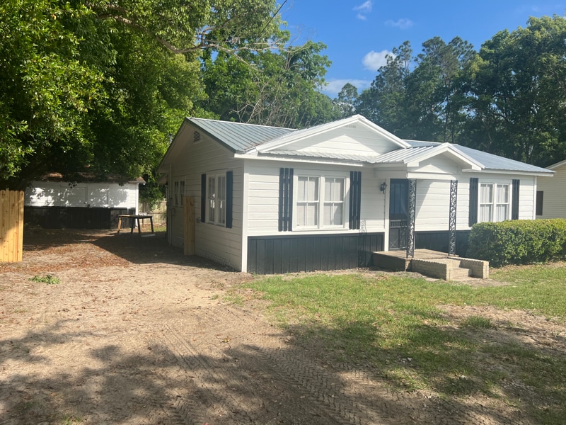Primary Photo - 618 St Marys Dr