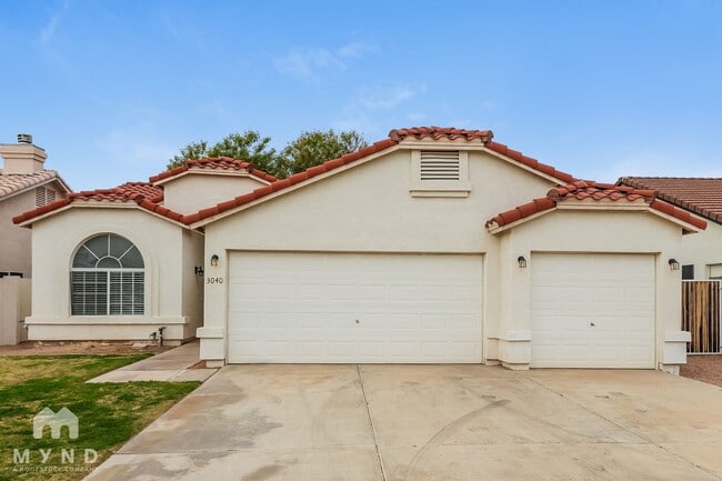 Building Photo - 3040 N Silverado