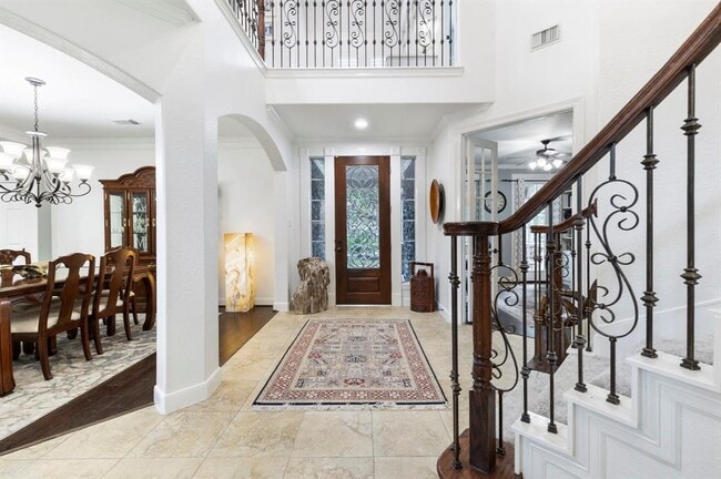 Foto del edificio - 99 W Hullwood Cir