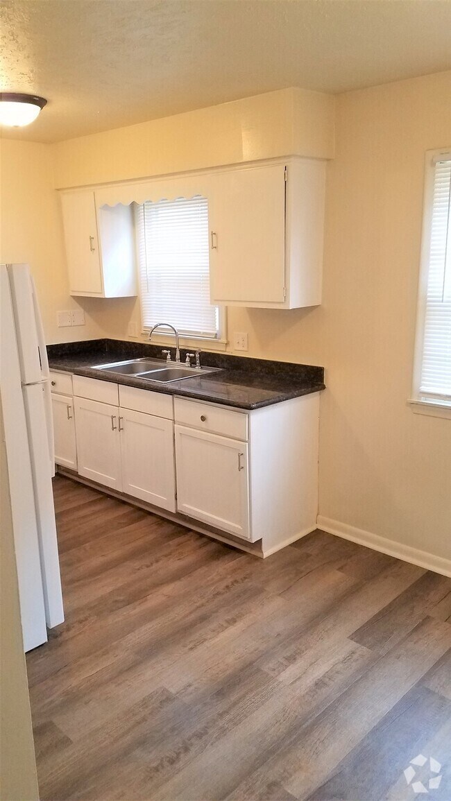 Grammercy Park Houses under 2,000 Omaha, NE 1 Homes