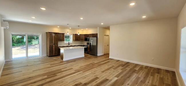 Foto del edificio - 504 Brian St