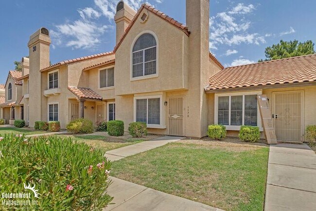 Foto del edificio - Bright 2Bdm 2.5Ba Townhome at Villa de Paz!
