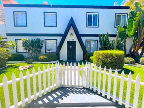 Building Photo - 2403 Louella Ave