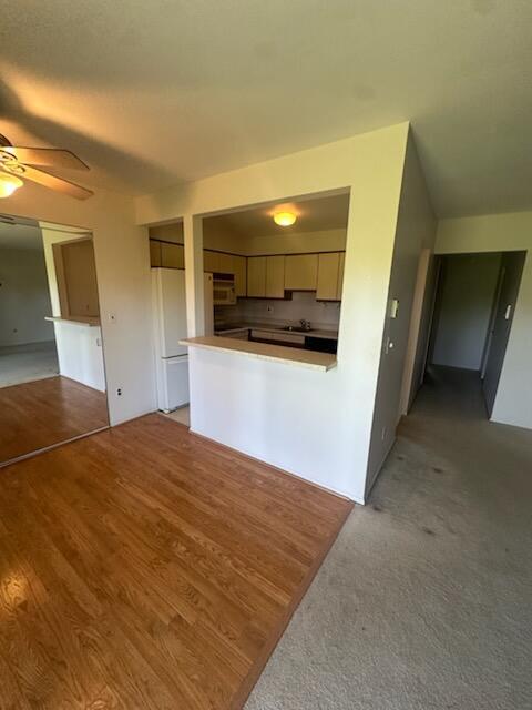 Building Photo - 7310 Woodview St