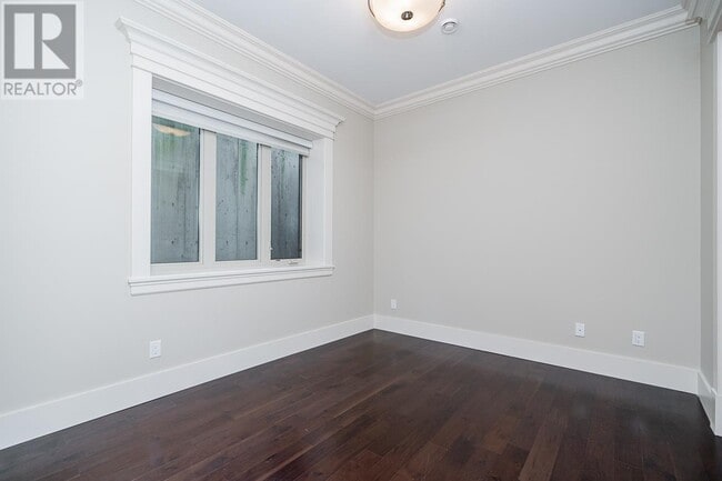 Building Photo - 2651 McBain Ave