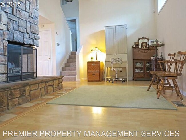 Building Photo - 3 br, 2 bath House - 526 N Danebo