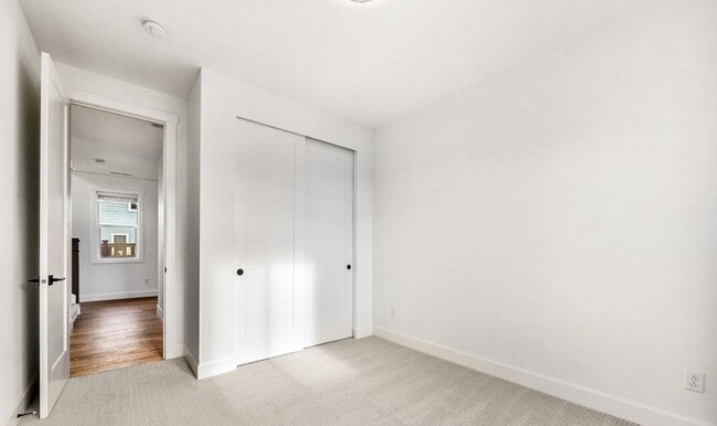 Foto del edificio - Gorgeous large 4 bedroom home in Tehaleh a...