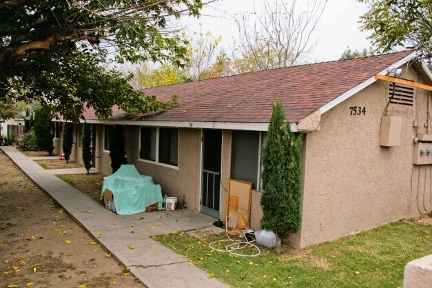 Primary Photo - 7534-7540 Victoria Ave