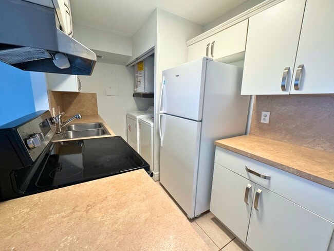 Photo - 4529 Treehouse Ln