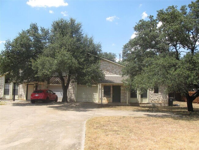 Building Photo - 509 Algerita Dr